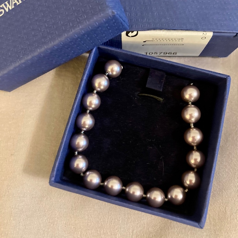 Swarovski Gray Pearl Bead Bracelet